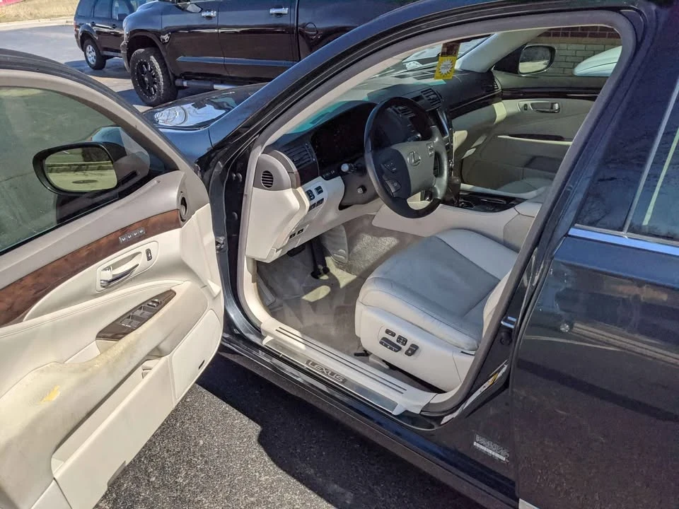 2007 Lexus LS 4th Gen - Image 4 of 8