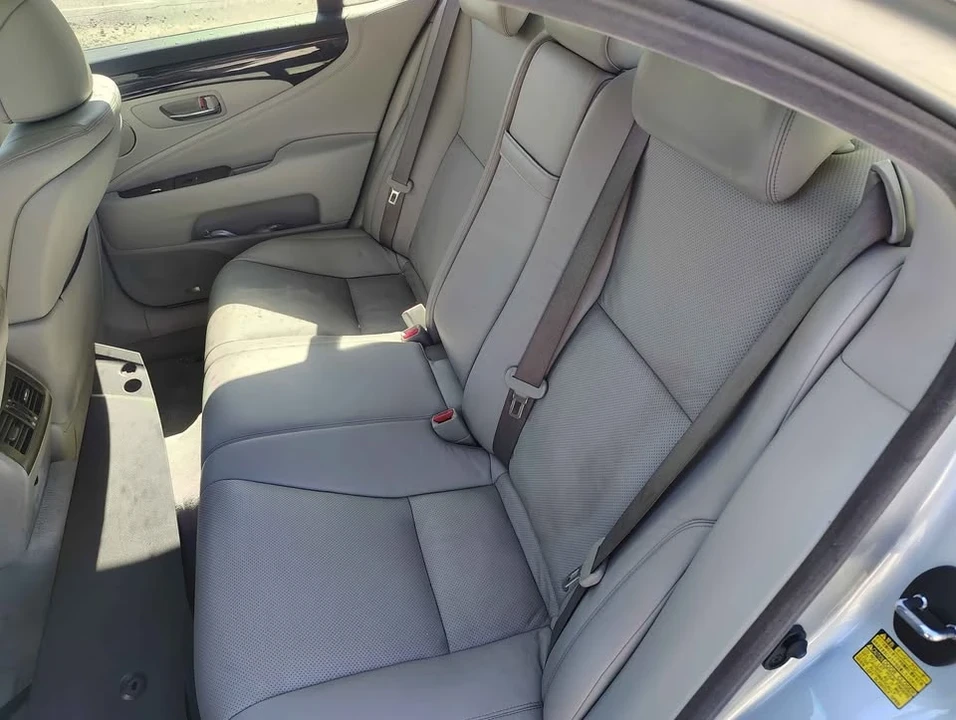 2007 Lexus LS 4th Gen - Image 7 of 11