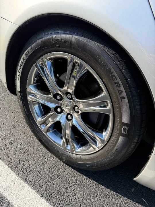 2007 Lexus LS 4th Gen - Image 19 of 20