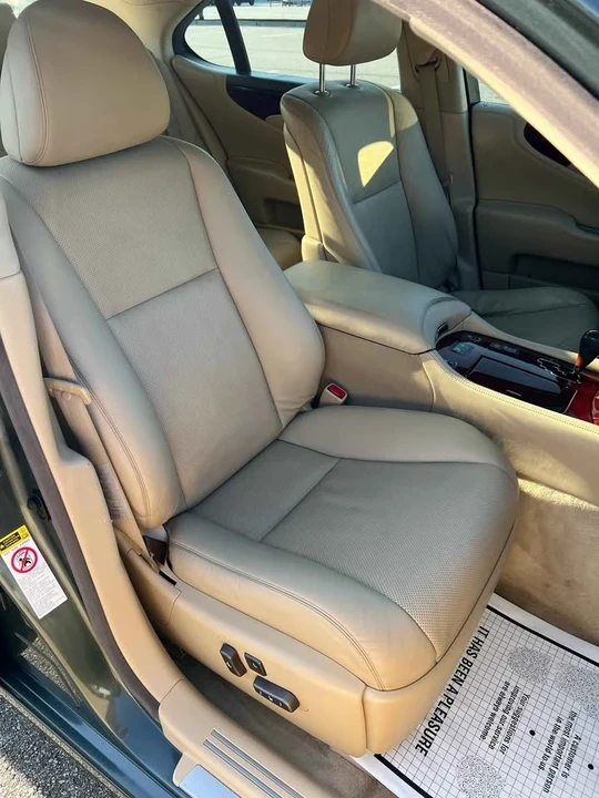 2007 Lexus LS 4th Gen - Image 16 of 18