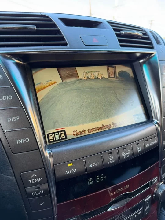 2007 Lexus LS 4th Gen - Image 12 of 20