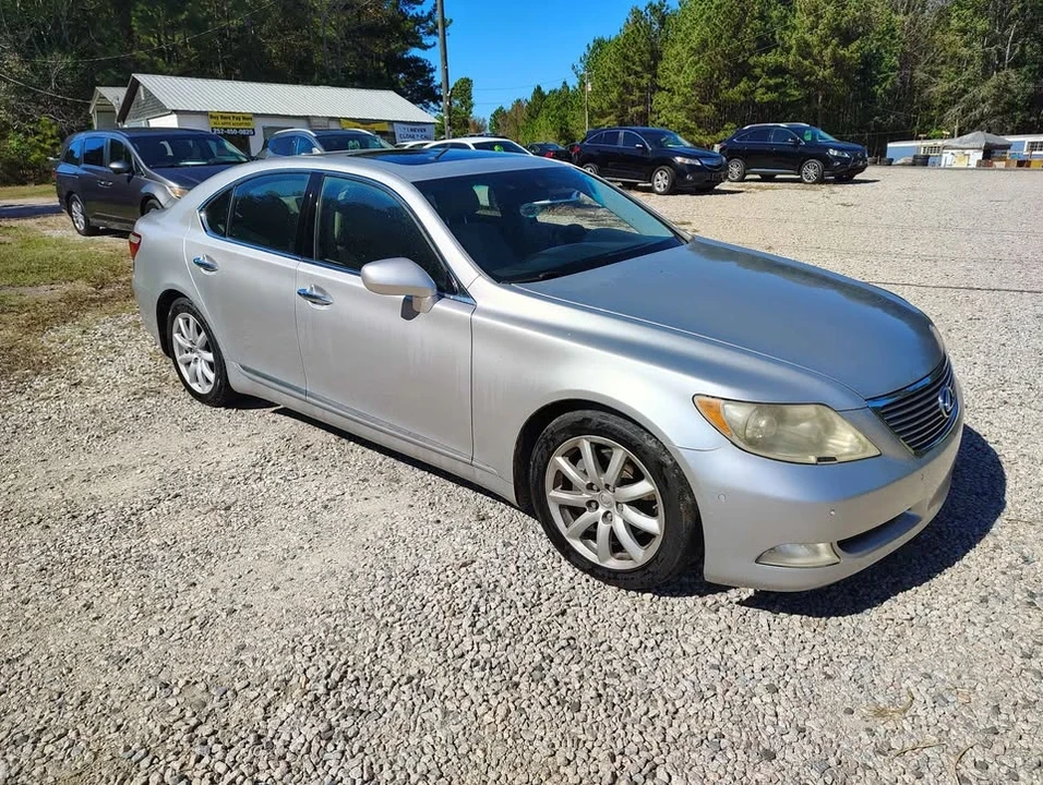 2007 Lexus LS 4th Gen - Image 4 of 11