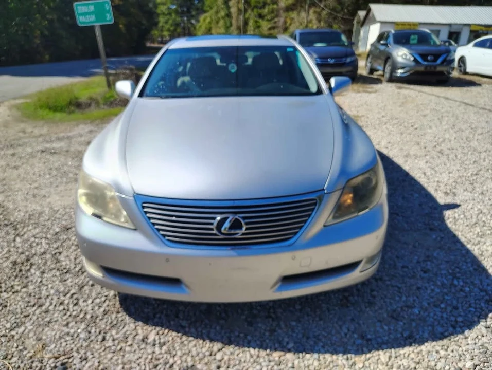 2007 Lexus LS 4th Gen - Image 5 of 11