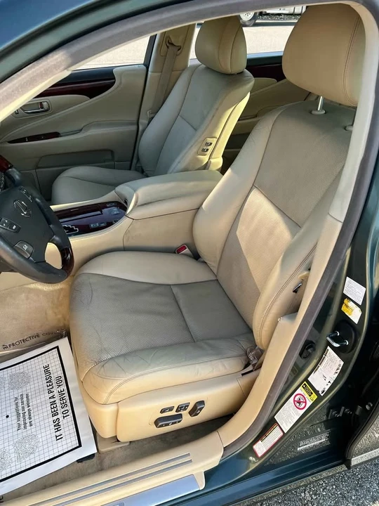 2007 Lexus LS 4th Gen - Image 17 of 18