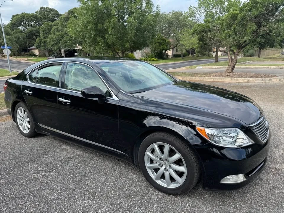 2007 Lexus LS 4th Gen - Image 3 of 13