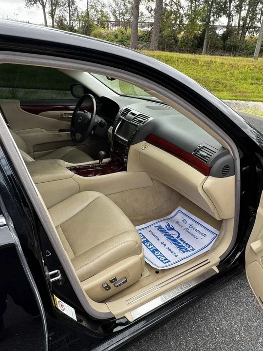 2007 Lexus LS 4th Gen - Image 6 of 8