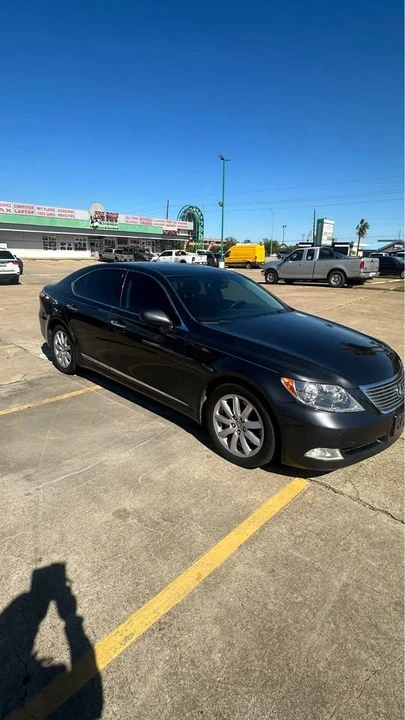 2007 Lexus LS 4th Gen - Image 2 of 9