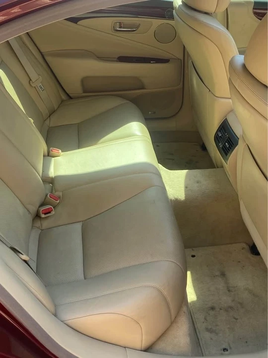 2007 Lexus LS 4th Gen - Image 10 of 20