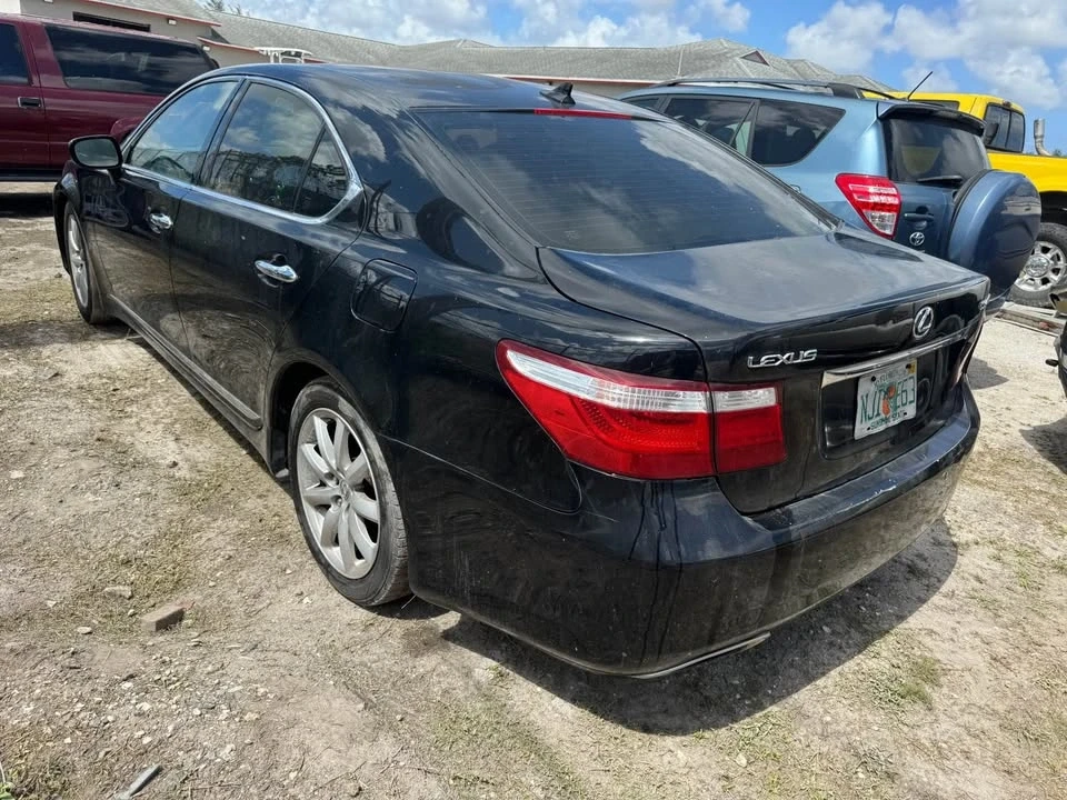 2007 Lexus LS 4th Gen - Image 4 of 5