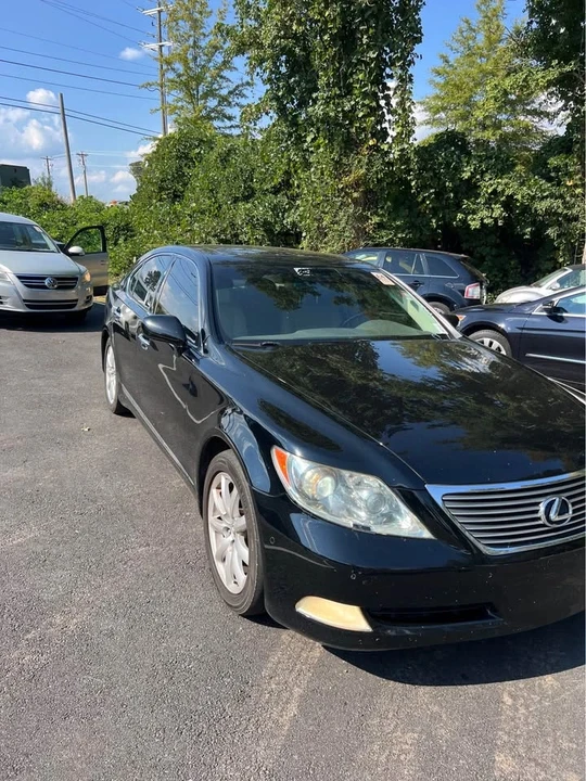 2007 Lexus LS 4th Gen - Image 10 of 19