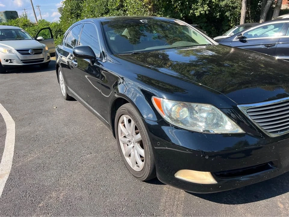 2007 Lexus LS 4th Gen - Image 16 of 19