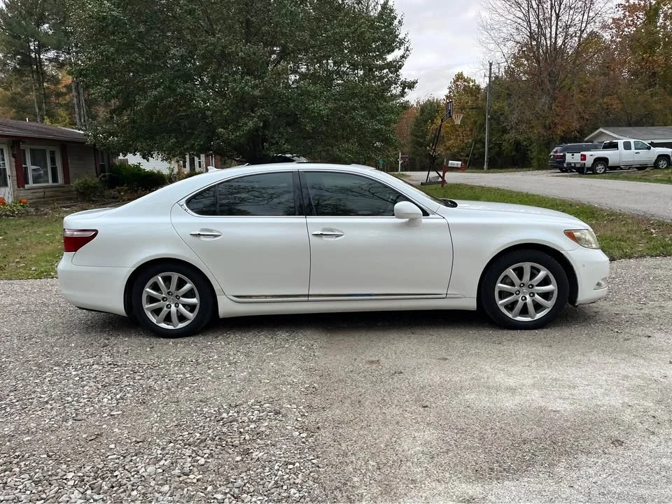 2007 Lexus LS 4th Gen - Image 3 of 16