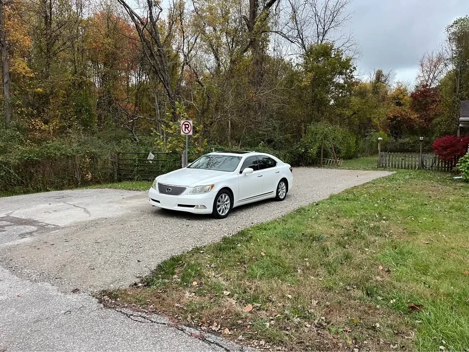 2007 Lexus LS 4th Gen - Image 15 of 16