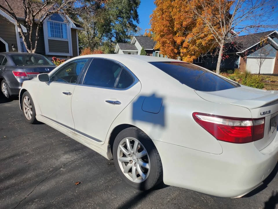 2007 Lexus LS 4th Gen - Image 3 of 10