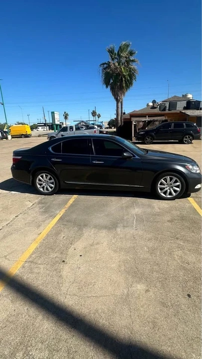 2007 Lexus LS 4th Gen - Image 3 of 9