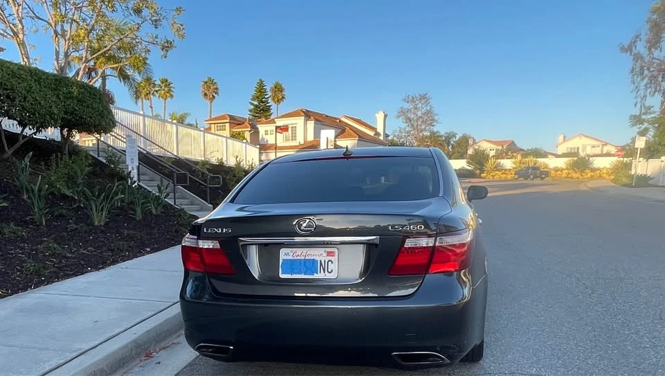 2007 Lexus LS 4th Gen - Image 2 of 9
