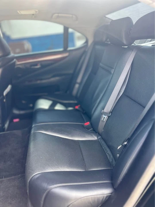 2007 Lexus LS 4th Gen - Image 12 of 14