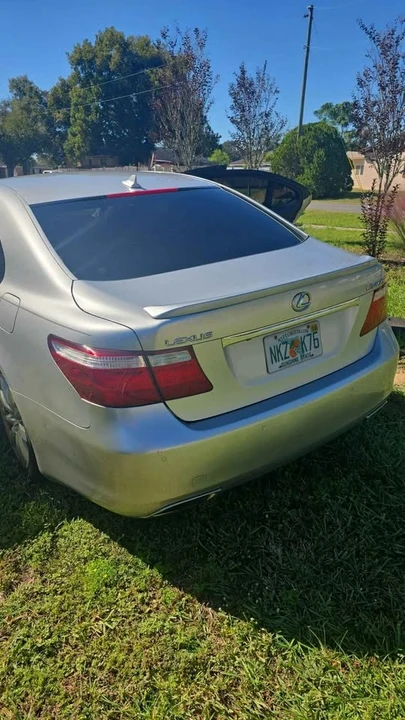 2007 Lexus LS 4th Gen - Image 3 of 4