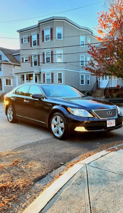 2007 Lexus LS 4th Gen - Image 3 of 16