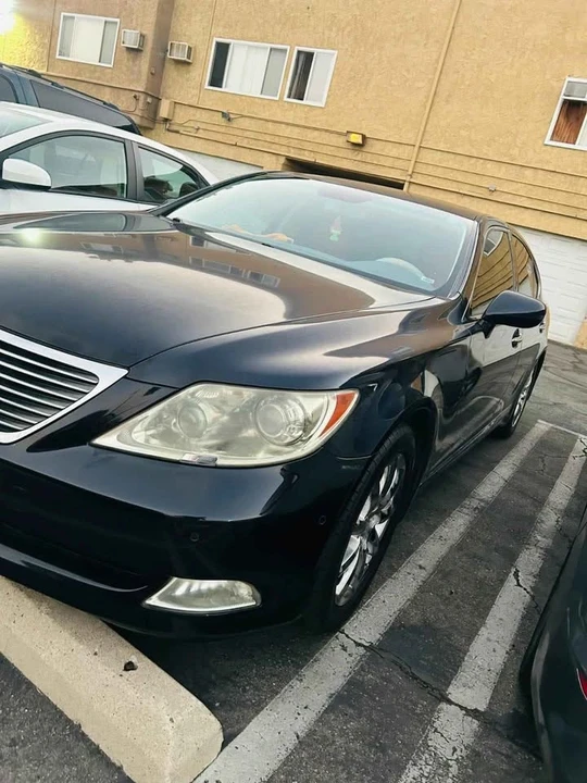 2007 Lexus LS 4th Gen - Image 2 of 13