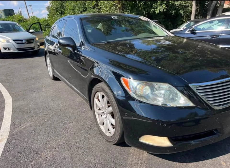 2007 Lexus LS 4th Gen - Image 11 of 19