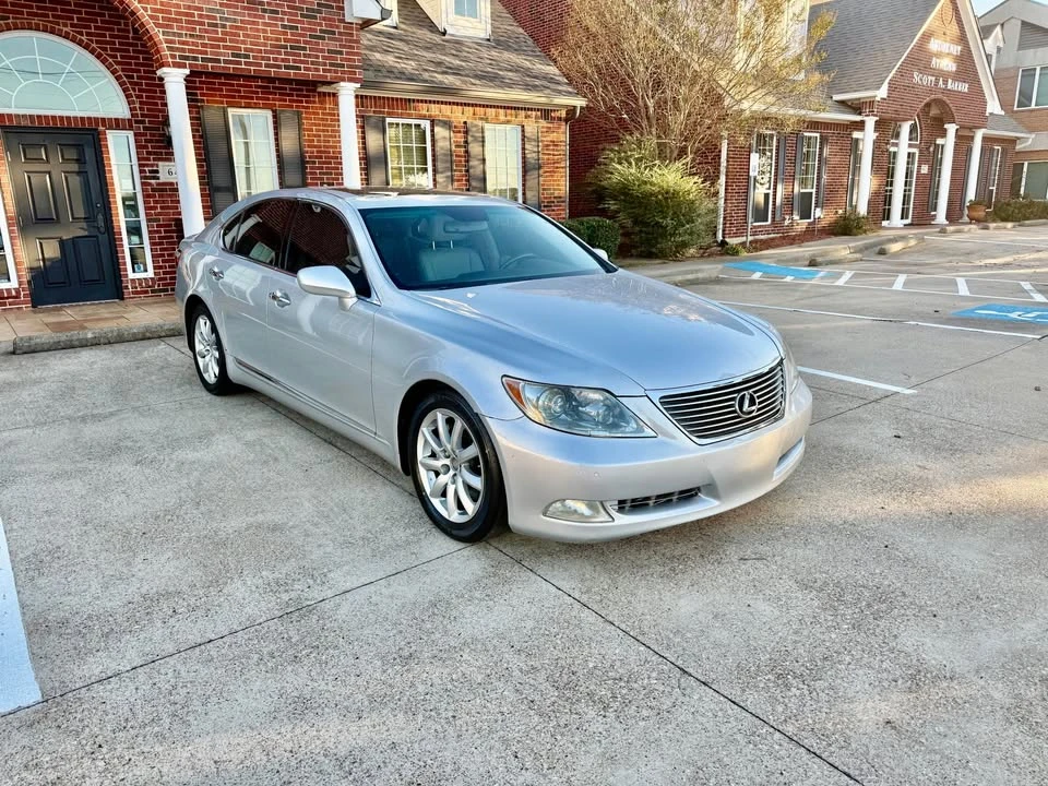 2007 Lexus LS 4th Gen - Image 6 of 17