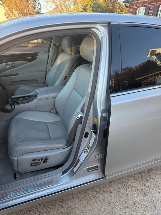 2007 Lexus LS 4th Gen - Image 17 of 17