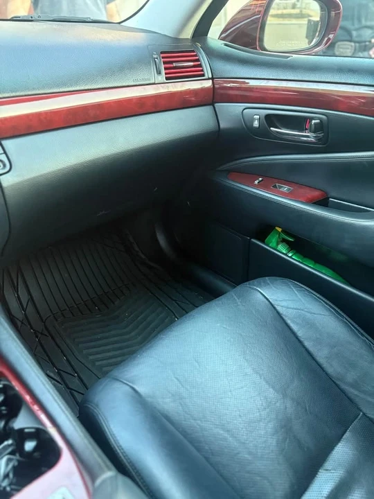 2007 Lexus LS 4th Gen - Image 3 of 12
