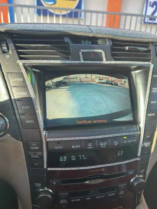 2007 Lexus LS 4th Gen - Image 12 of 13