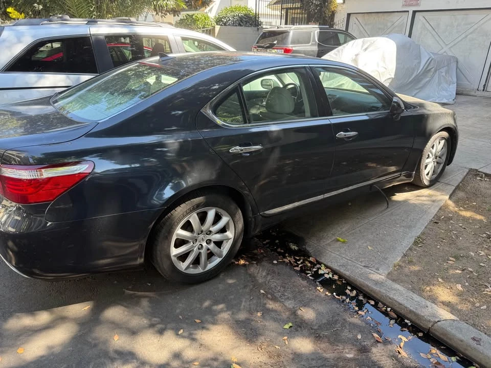 2007 Lexus LS 4th Gen - Image 4 of 7
