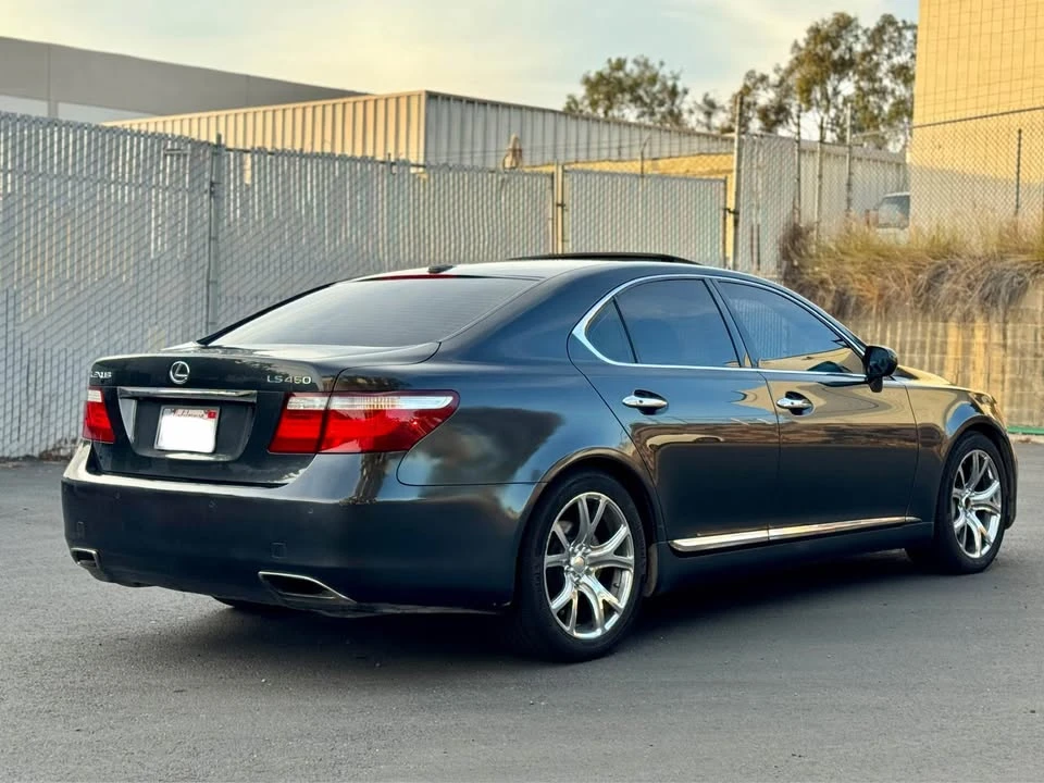2007 Lexus LS 4th Gen - Image 2 of 11