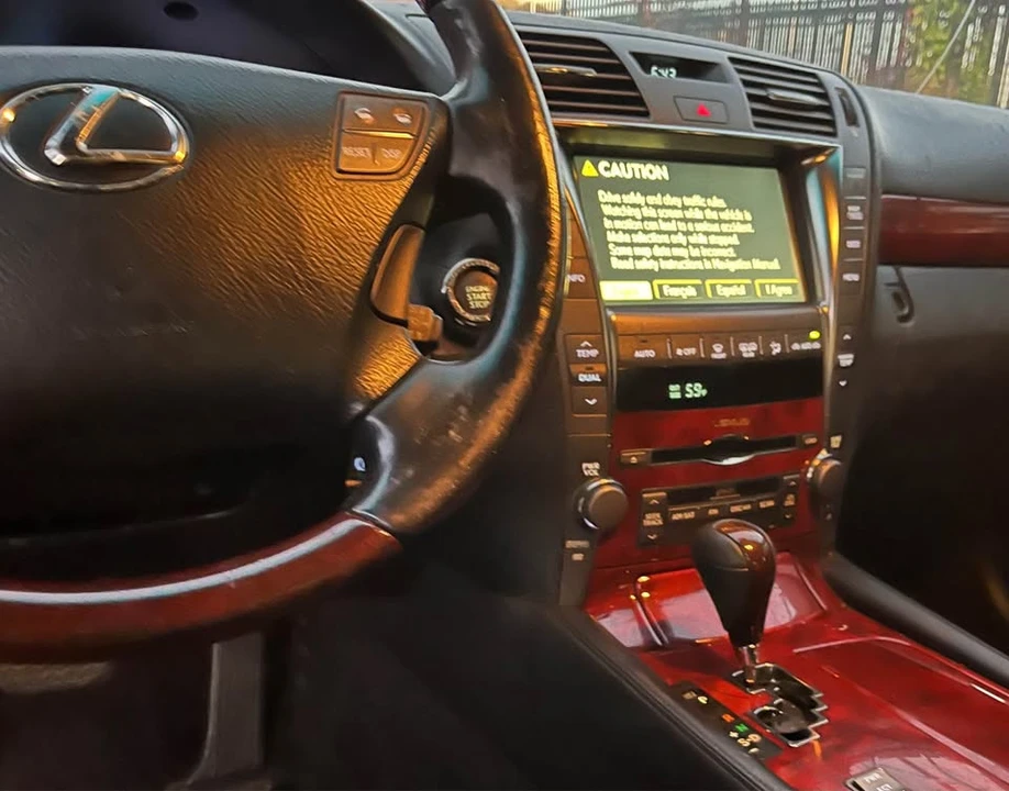 2007 Lexus LS 4th Gen - Image 8 of 8