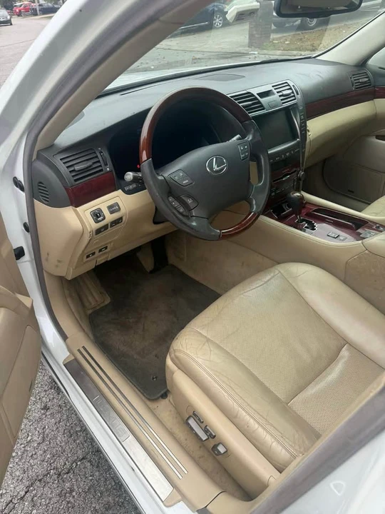 2007 Lexus LS 4th Gen - Image 6 of 8