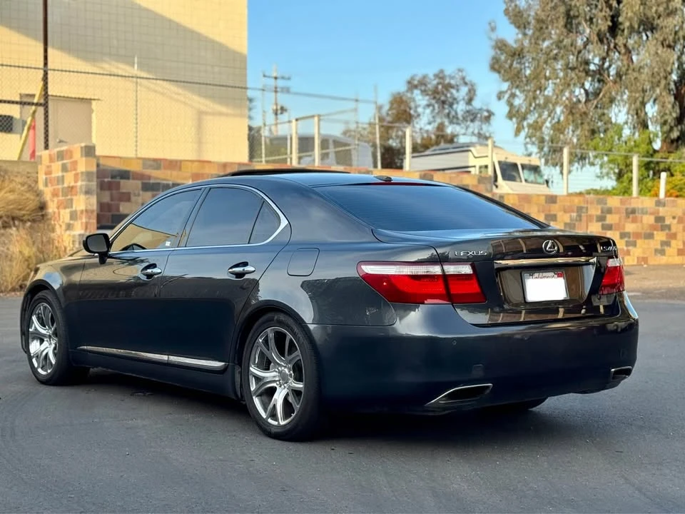 2007 Lexus LS 4th Gen - Image 5 of 11