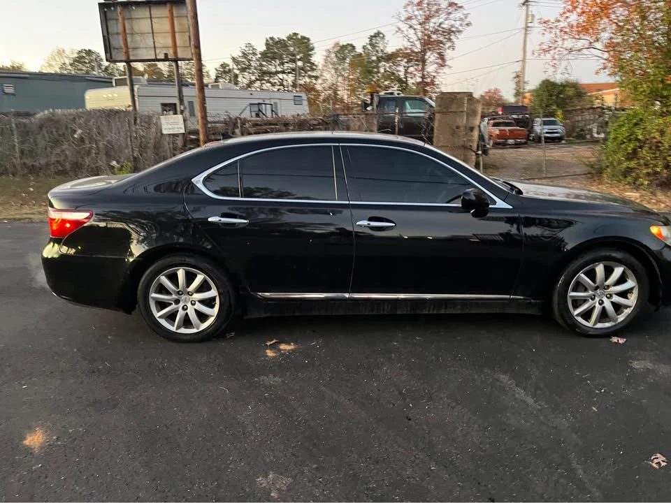2007 Lexus LS 4th Gen - Image 2 of 7
