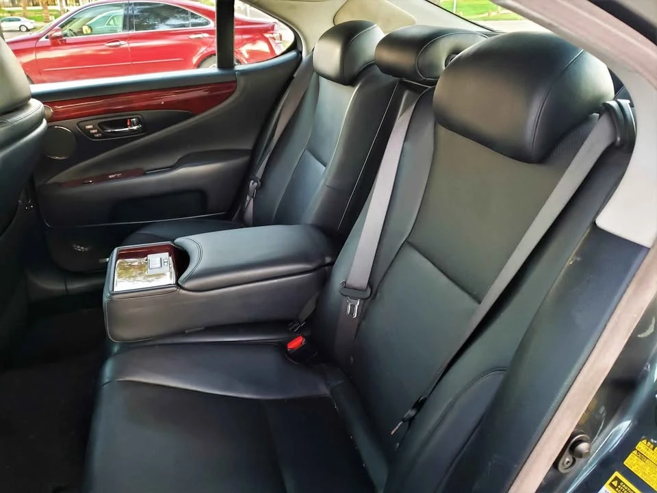 2007 Lexus LS 4th Gen - Image 7 of 8