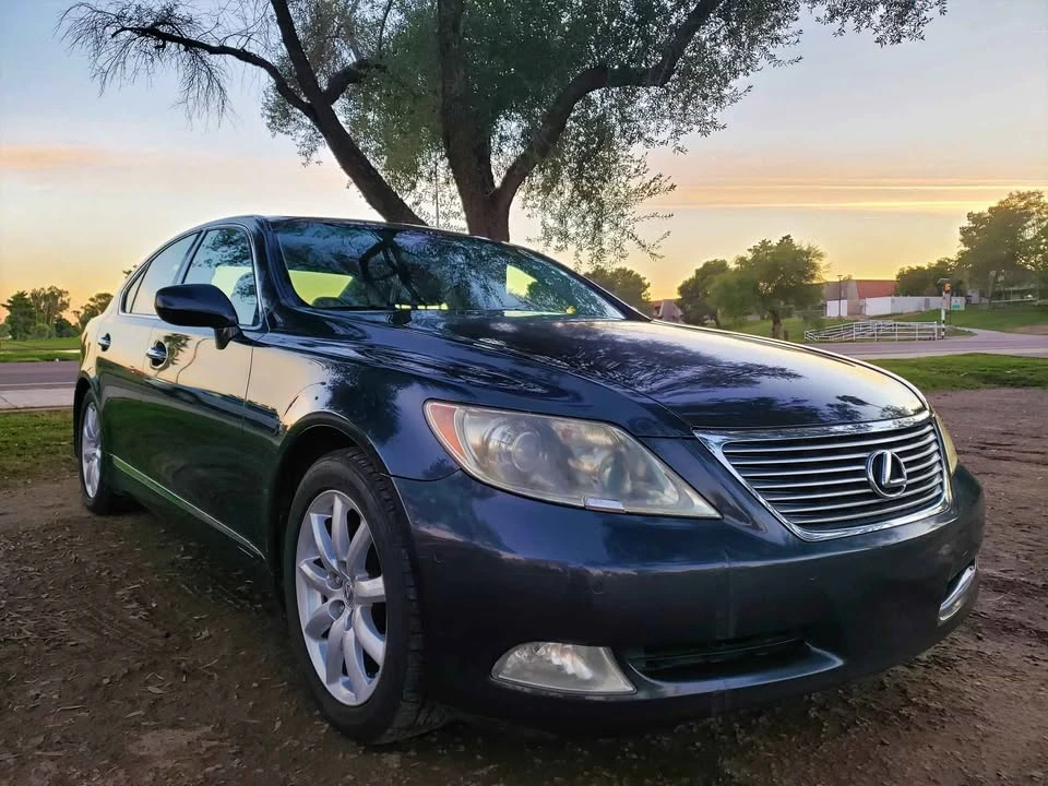 2007 Lexus LS 4th Gen - Image 2 of 8