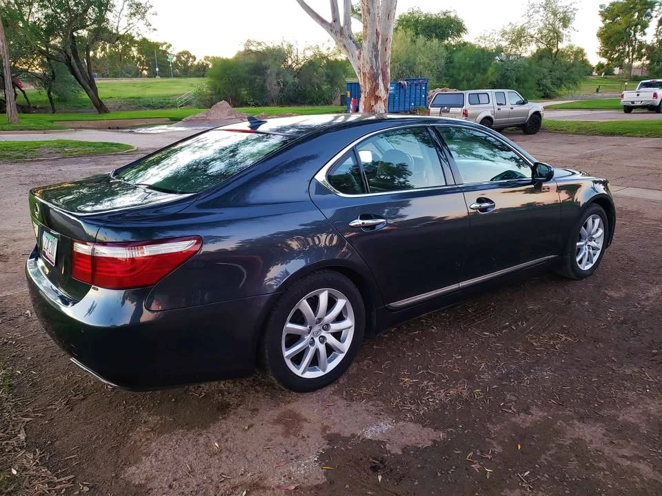 2007 Lexus LS 4th Gen - Image 3 of 8