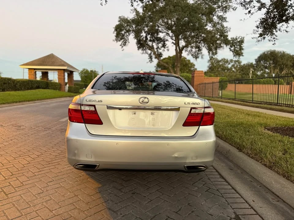2007 Lexus LS 4th Gen - Image 5 of 17