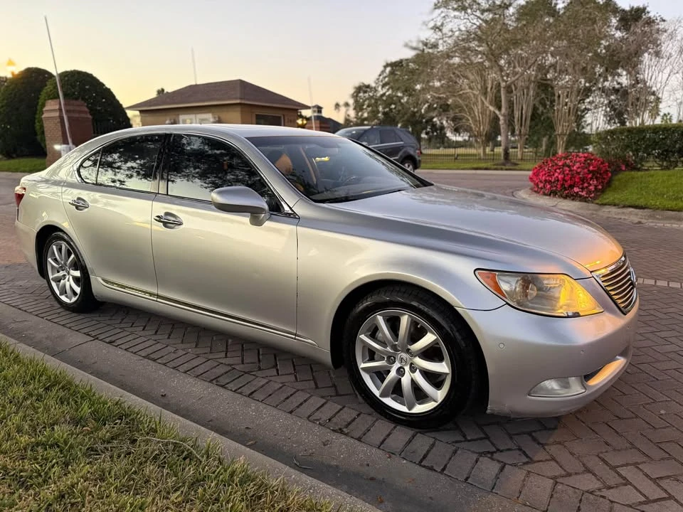 2007 Lexus LS 4th Gen - Image 7 of 17