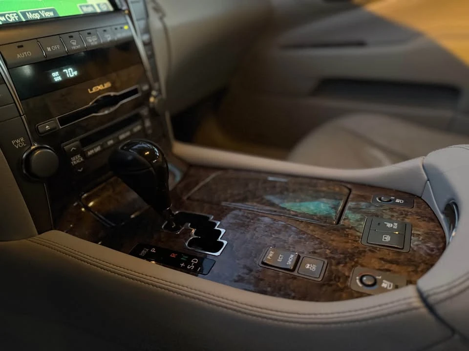 2007 Lexus LS 4th Gen - Image 11 of 17