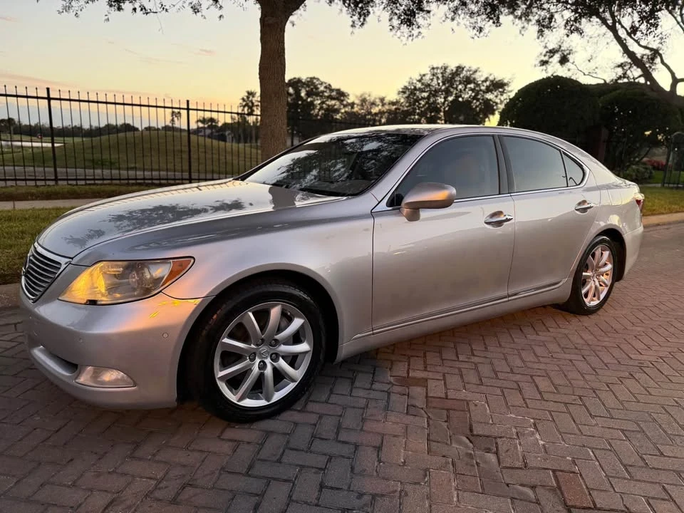 2007 Lexus LS 4th Gen - Image 3 of 17