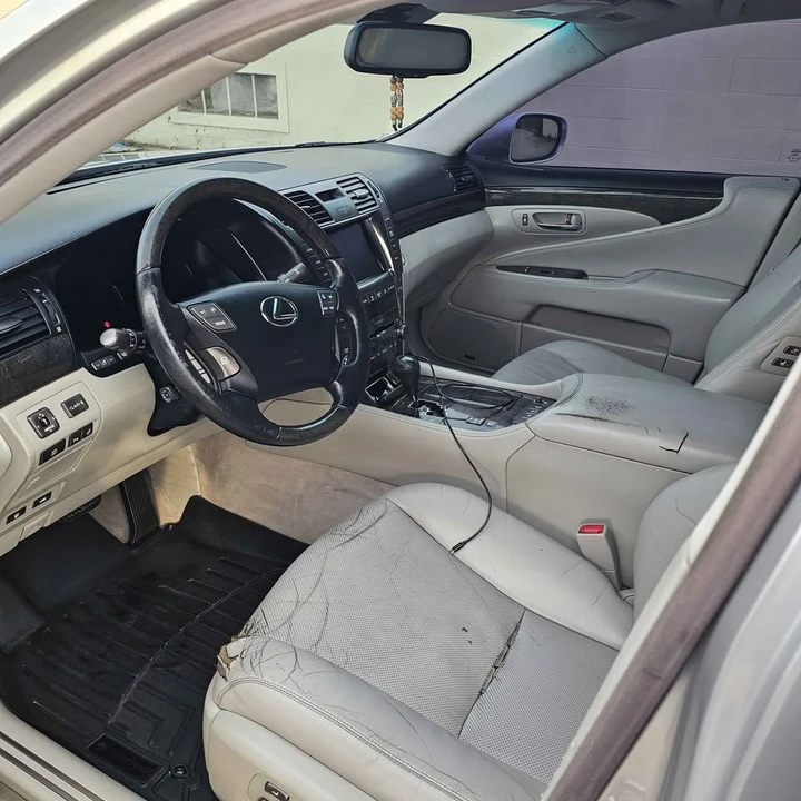 2007 Lexus LS 4th Gen - Image 5 of 8
