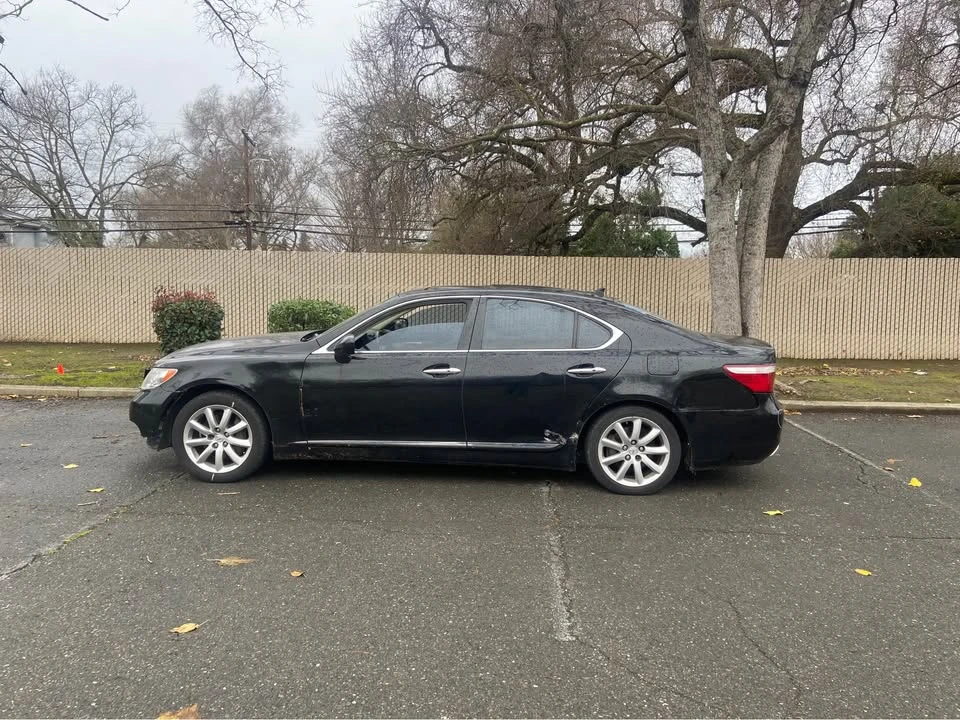 2007 Lexus LS 4th Gen - Image 5 of 8