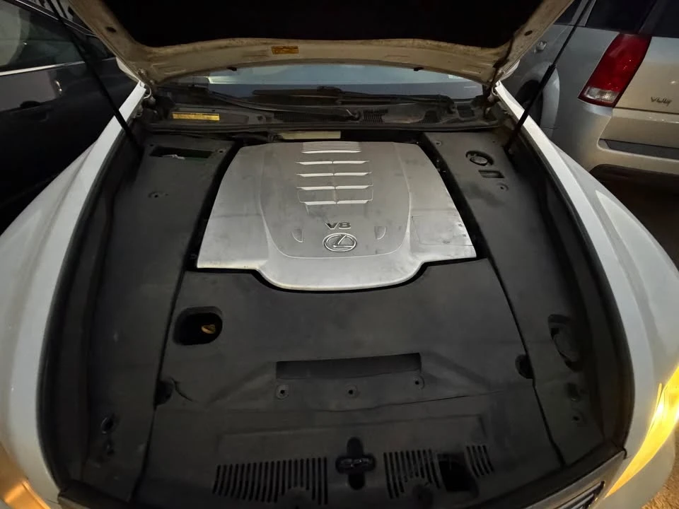 2007 Lexus LS 4th Gen - Image 4 of 12
