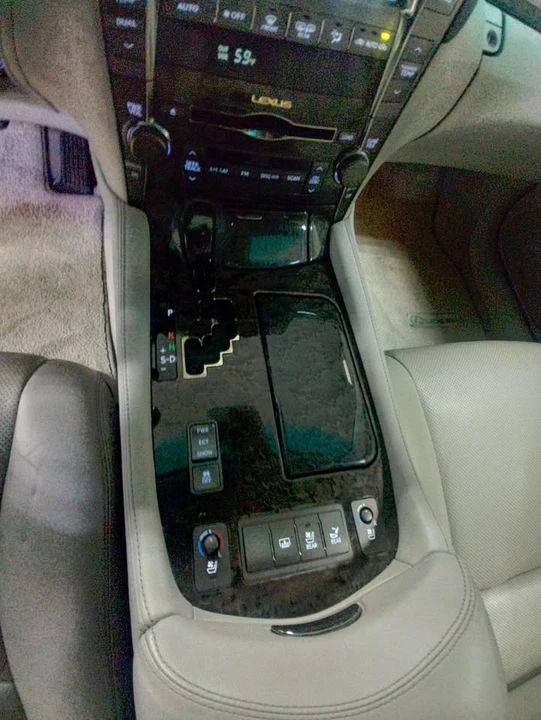 2007 Lexus LS 4th Gen - Image 7 of 18