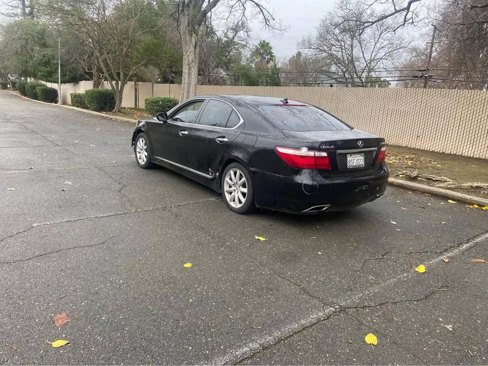 2007 Lexus LS 4th Gen - Image 4 of 8