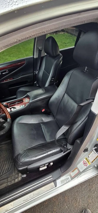 2007 Lexus LS 4th Gen - Image 8 of 11