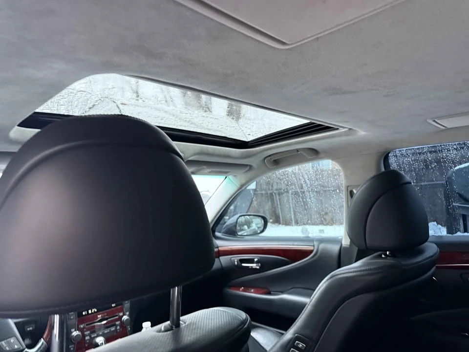2007 Lexus LS 4th Gen - Image 9 of 14