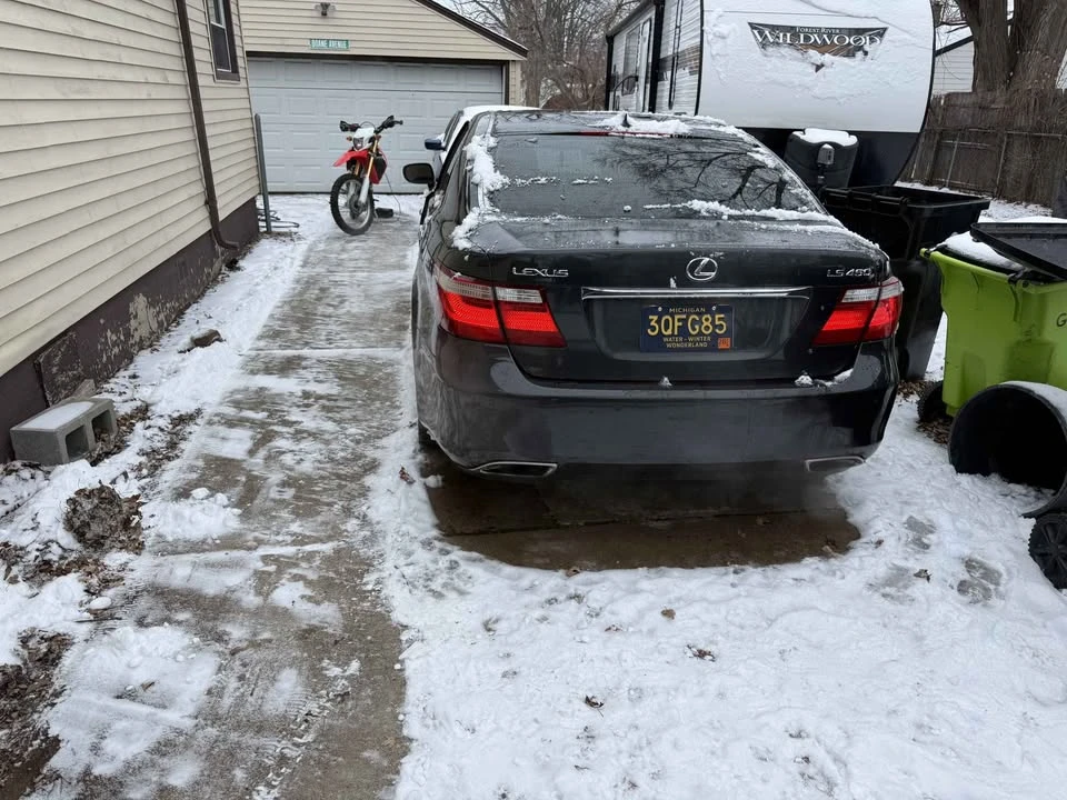 2007 Lexus LS 4th Gen - Image 4 of 14
